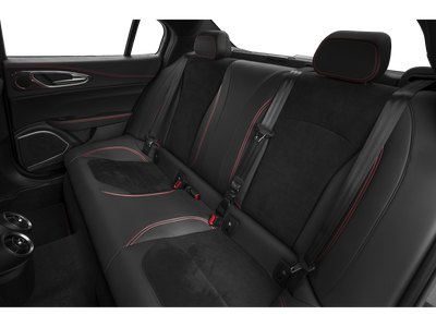 2022 Alfa Romeo Giulia Quadrifoglio