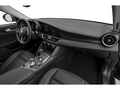 2019 Alfa Romeo Giulia Sport