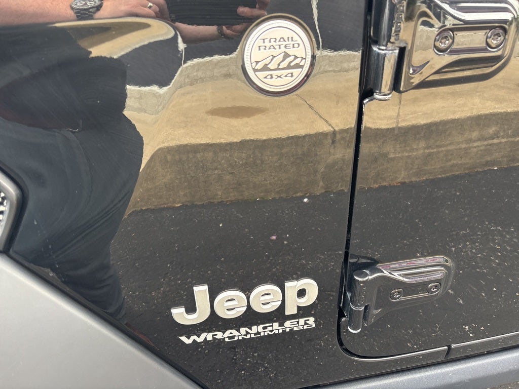 2021 Jeep Wrangler Unlimited Islander