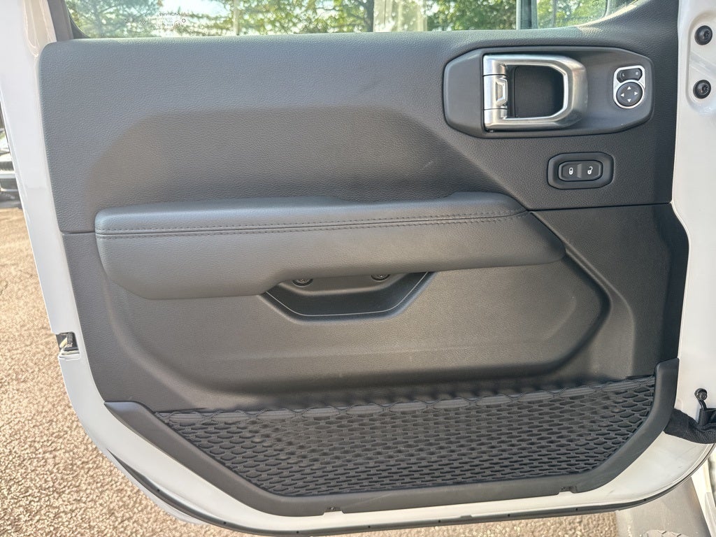 2023 Jeep Wrangler Altitude