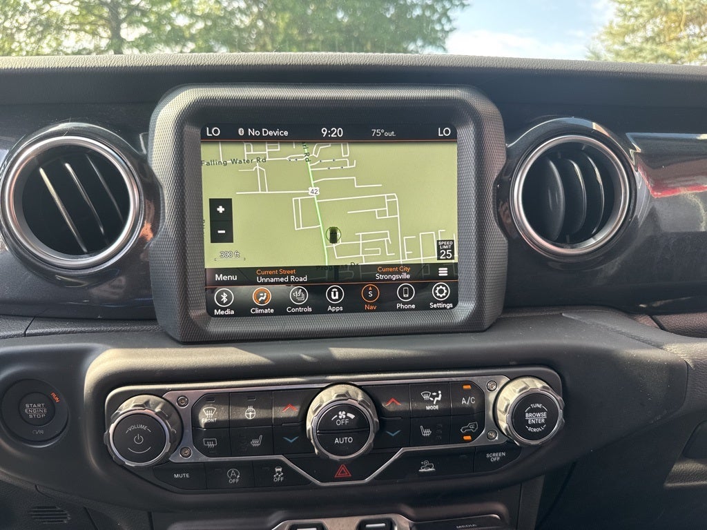 2023 Jeep Wrangler Altitude