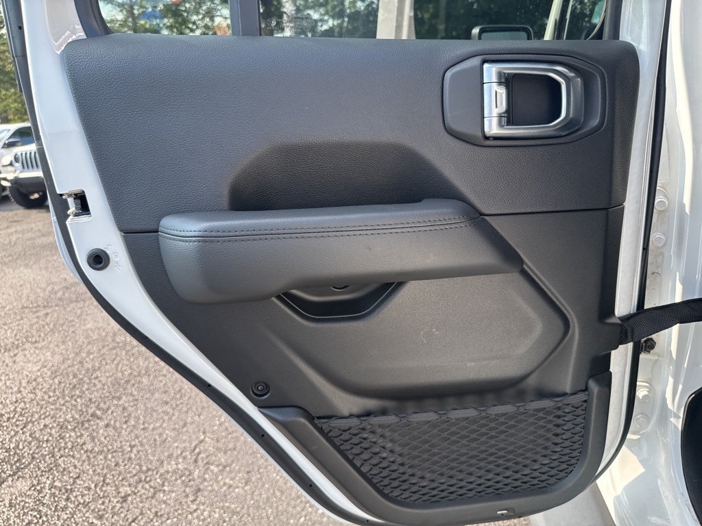 2023 Jeep Wrangler Altitude