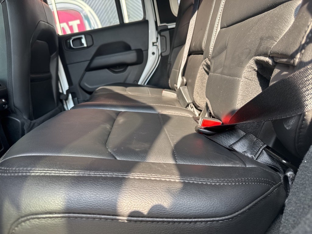 2023 Jeep Wrangler Altitude