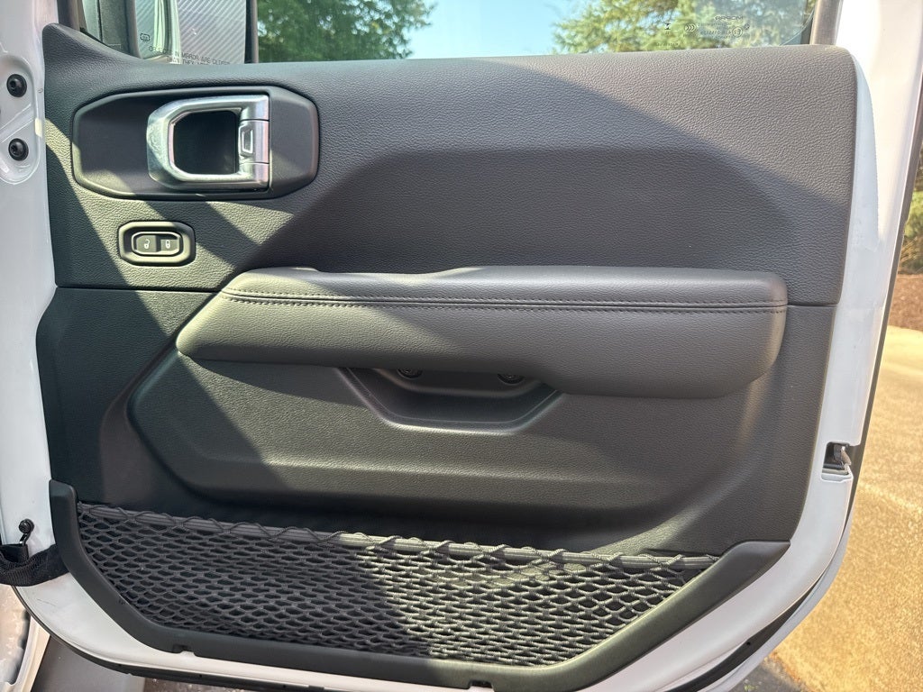 2023 Jeep Wrangler Altitude