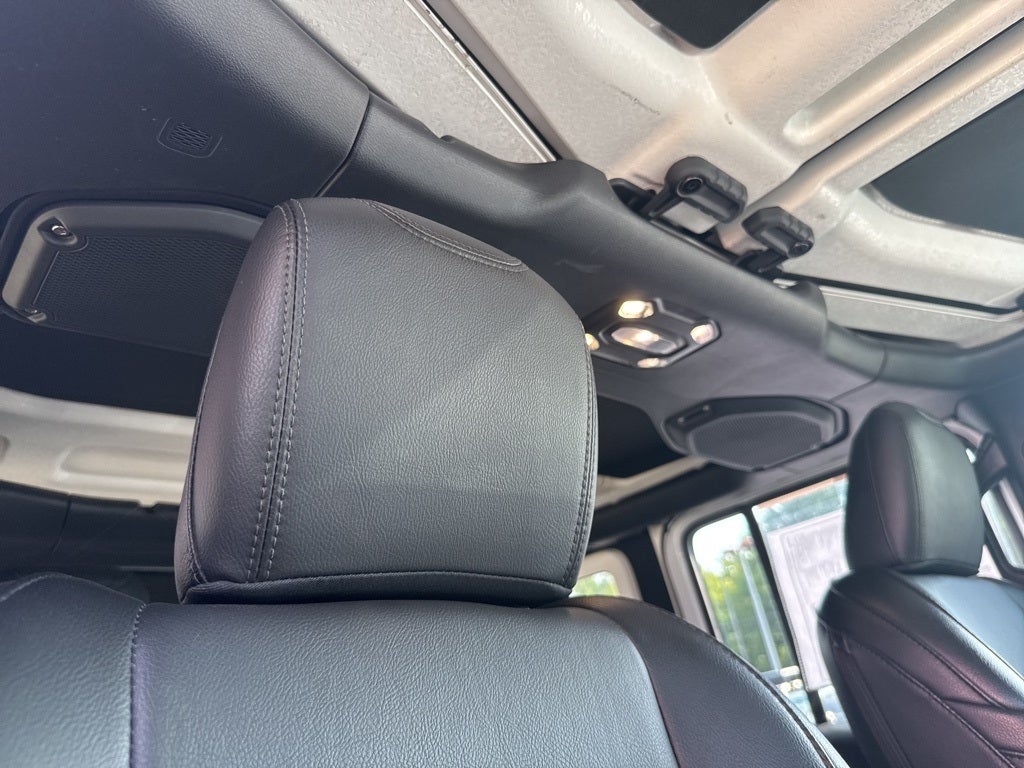 2023 Jeep Wrangler Altitude