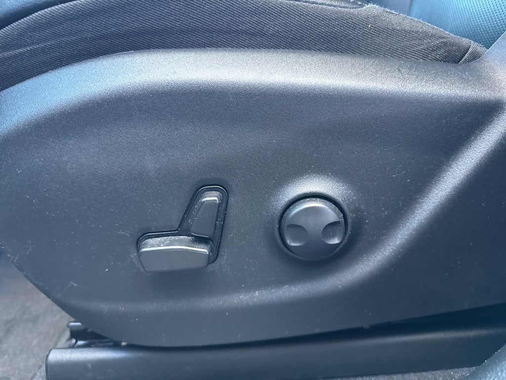 2023 Jeep Cherokee Altitude