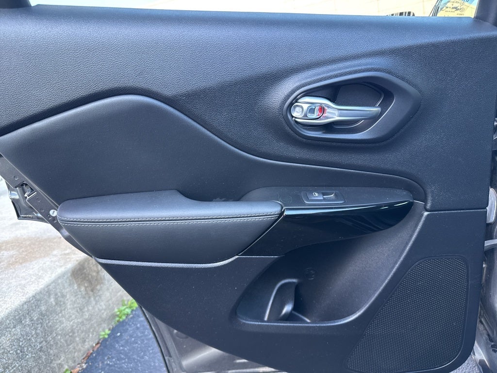 2023 Jeep Cherokee Altitude