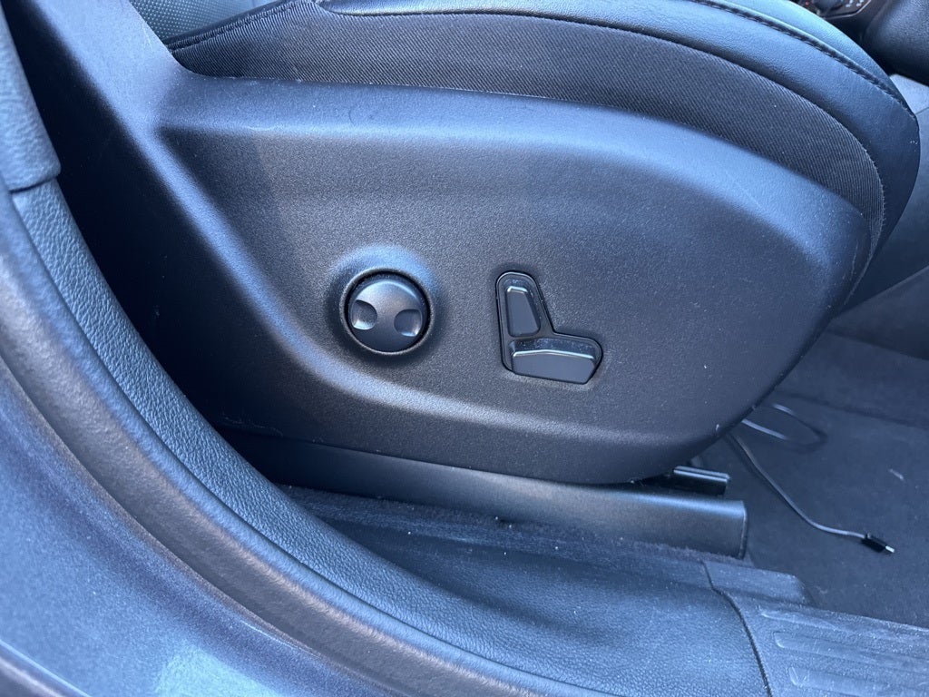 2023 Jeep Cherokee Altitude