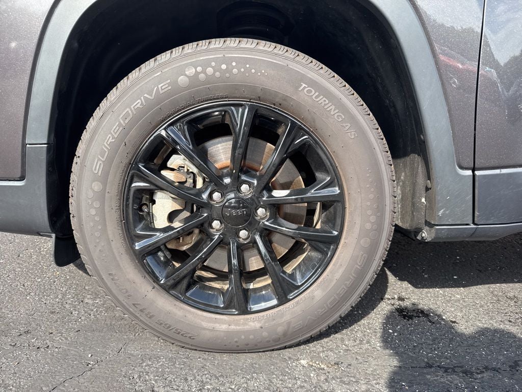 2023 Jeep Cherokee Altitude