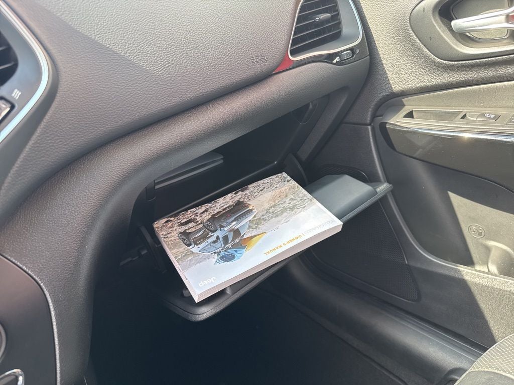 2023 Jeep Cherokee Altitude