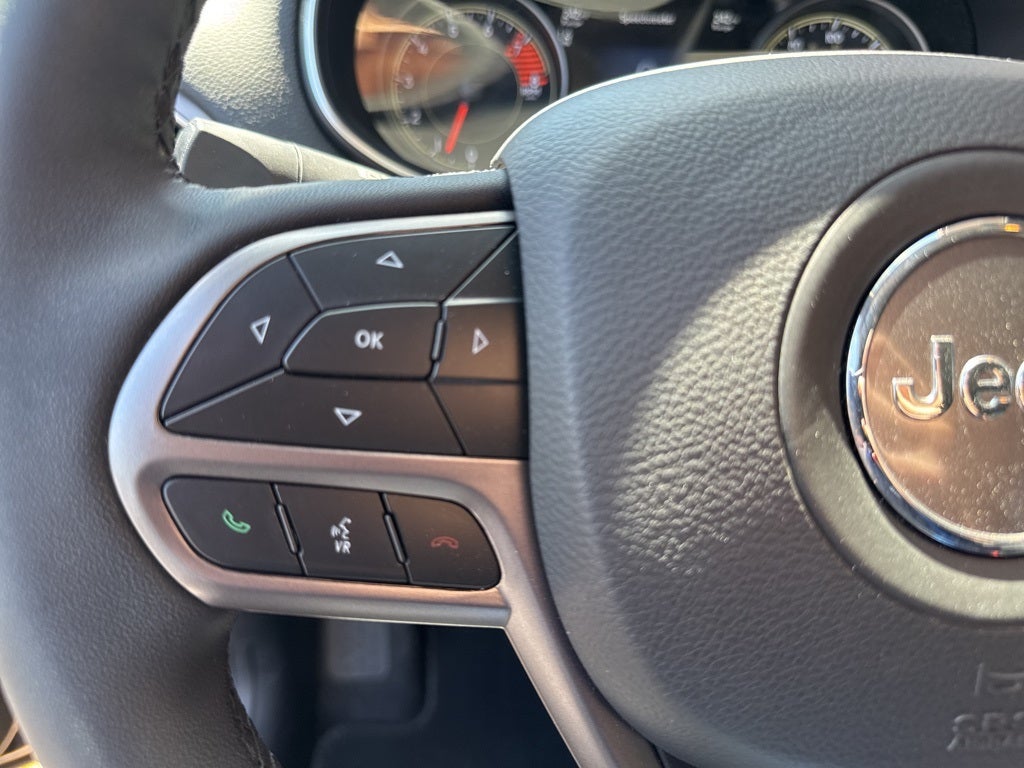 2022 Jeep Cherokee Latitude Lux