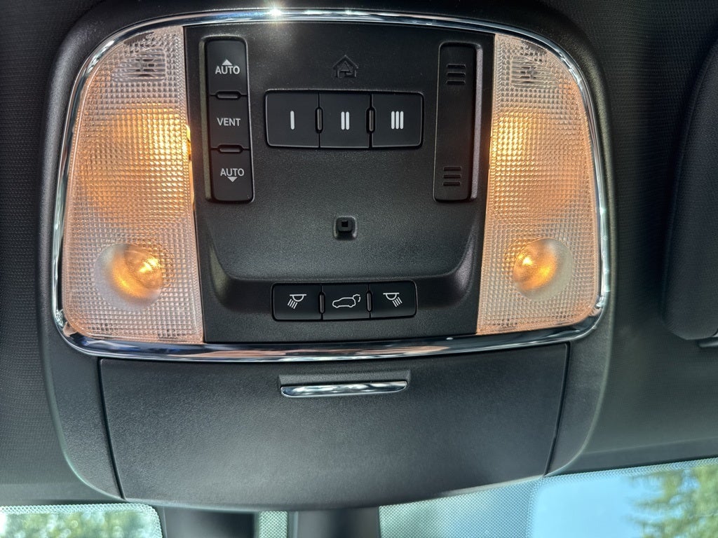 2021 Jeep Grand Cherokee 80th Anniversary Edition