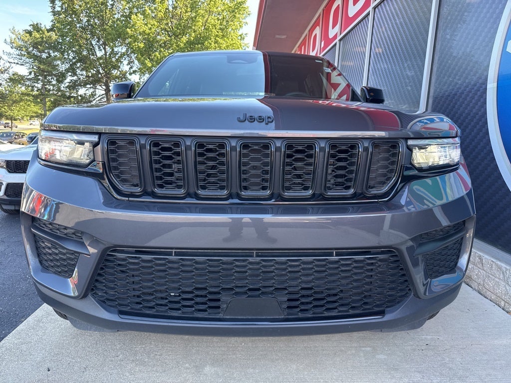 2024 Jeep Grand Cherokee Altitude