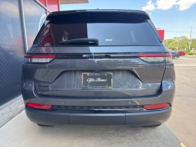 2022 Jeep Grand Cherokee Altitude