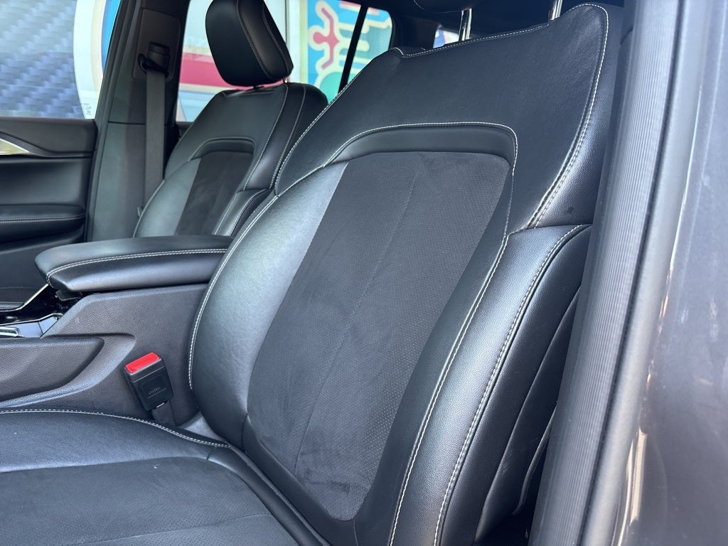 2022 Jeep Grand Cherokee Altitude