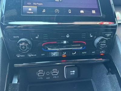 2022 Jeep Grand Cherokee Altitude