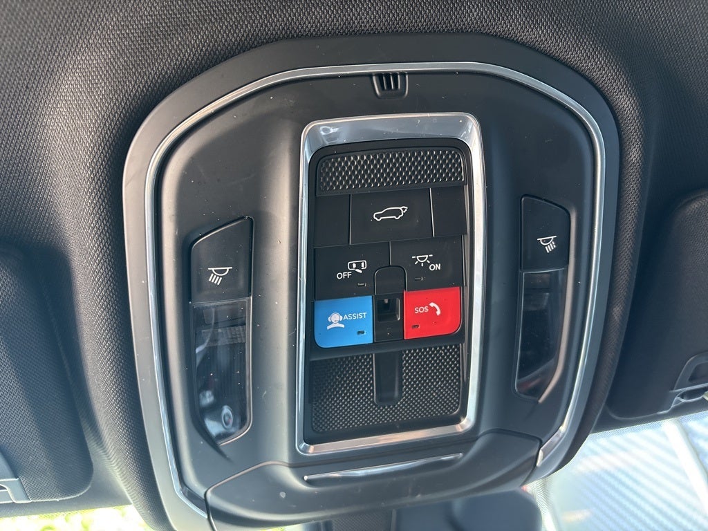 2022 Jeep Grand Cherokee Altitude