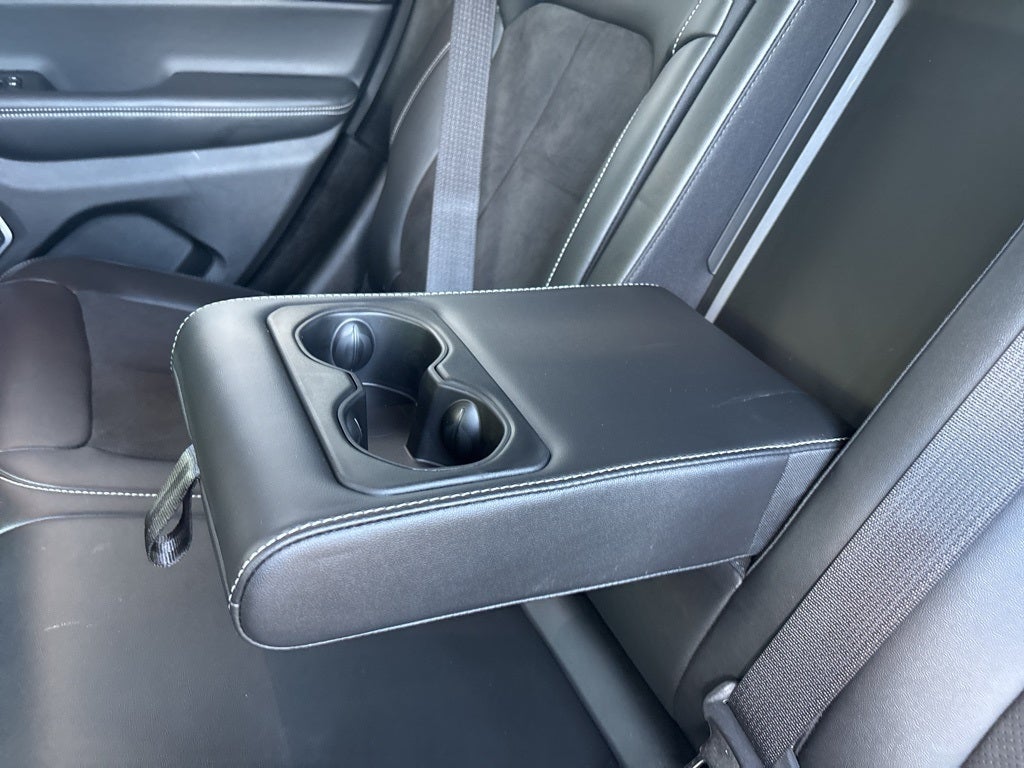 2022 Jeep Grand Cherokee Altitude