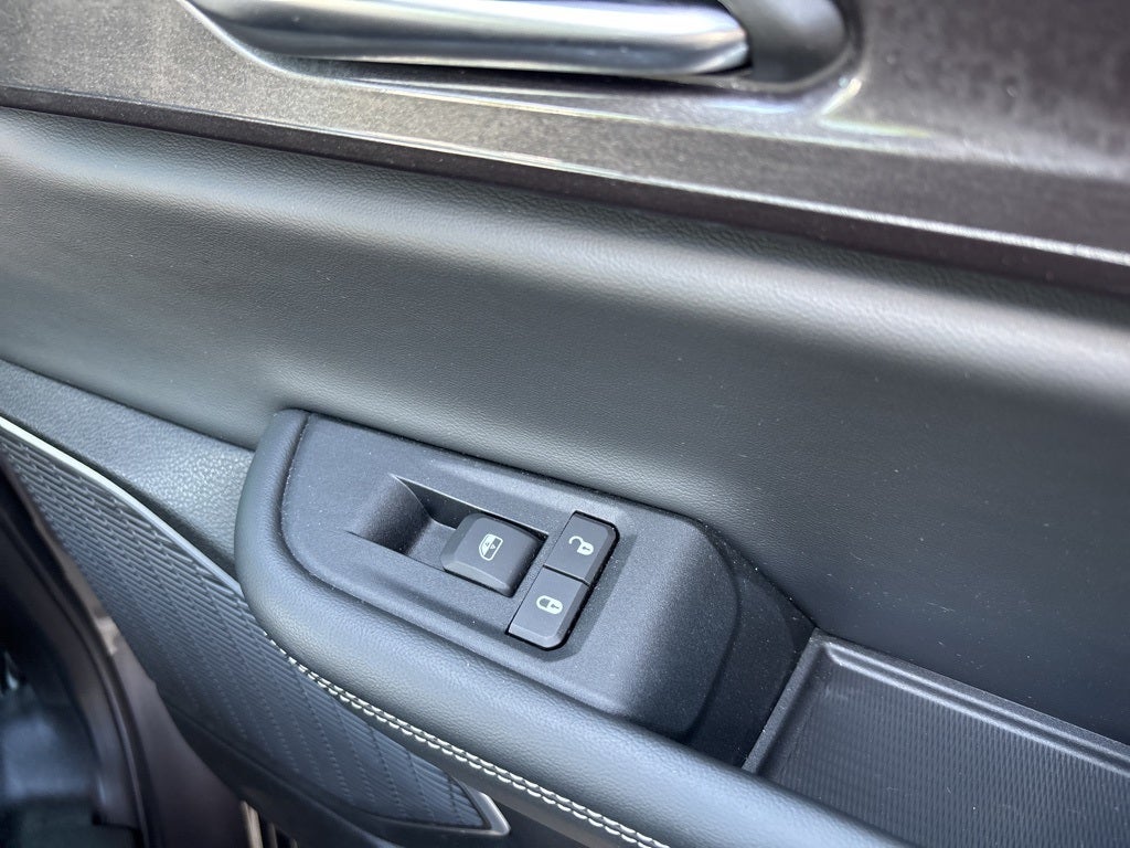 2022 Jeep Grand Cherokee Altitude