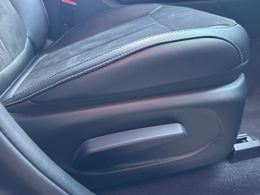 2022 Jeep Grand Cherokee Altitude