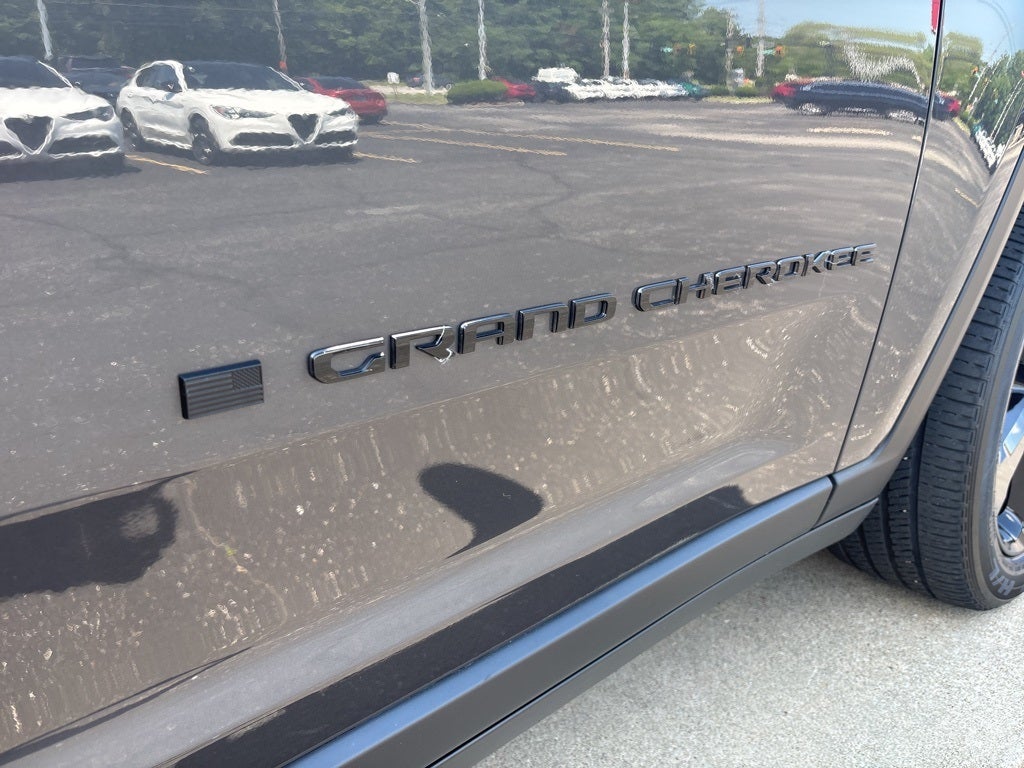 2022 Jeep Grand Cherokee Altitude