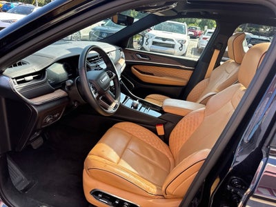 2024 Jeep Grand Cherokee L Summit
