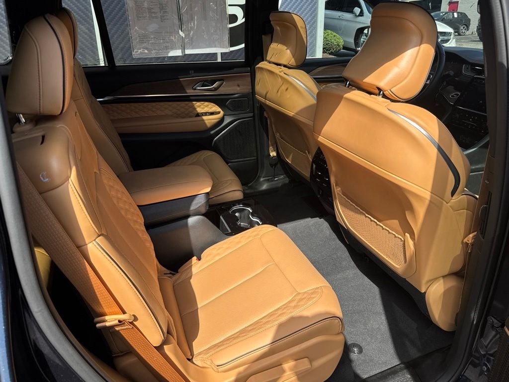 2024 Jeep Grand Cherokee L Summit