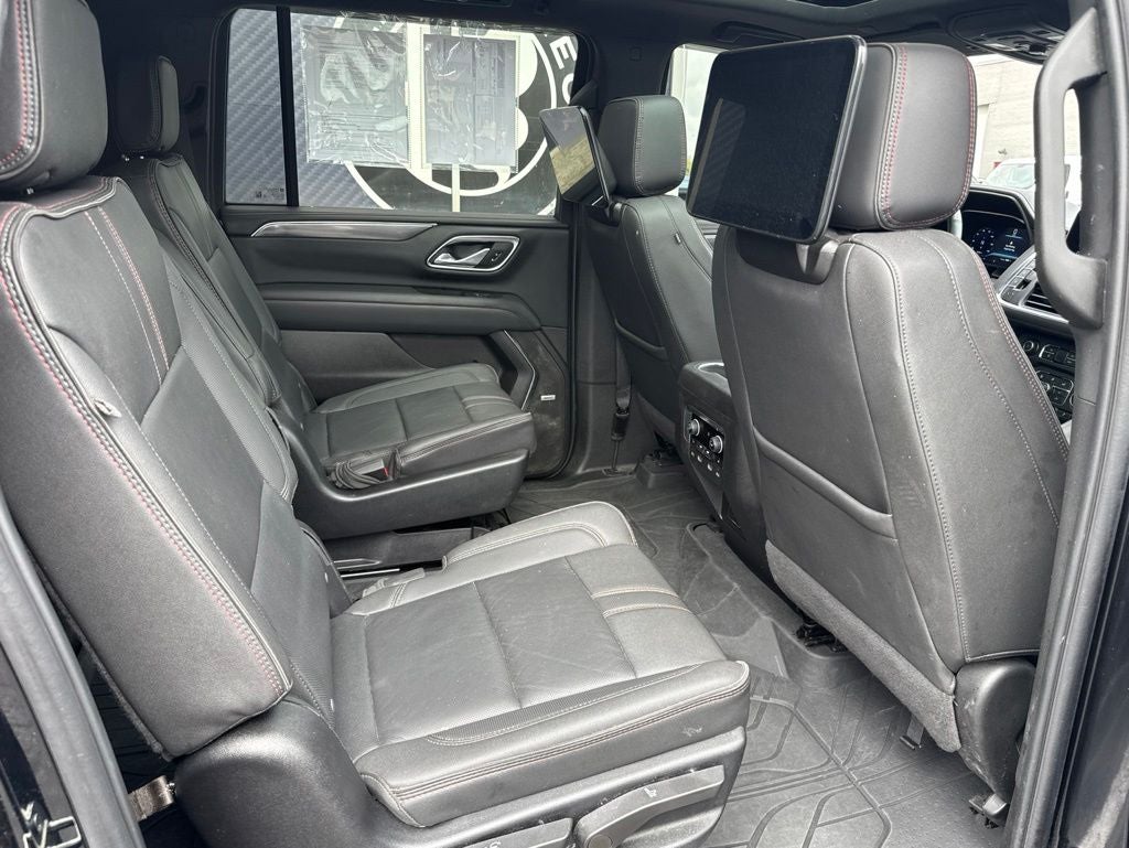 2024 Chevrolet Suburban RST