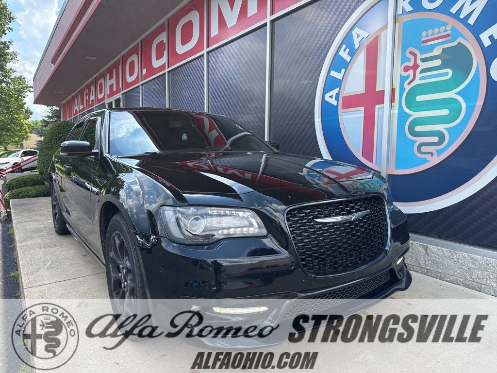 2018 Chrysler 300 S