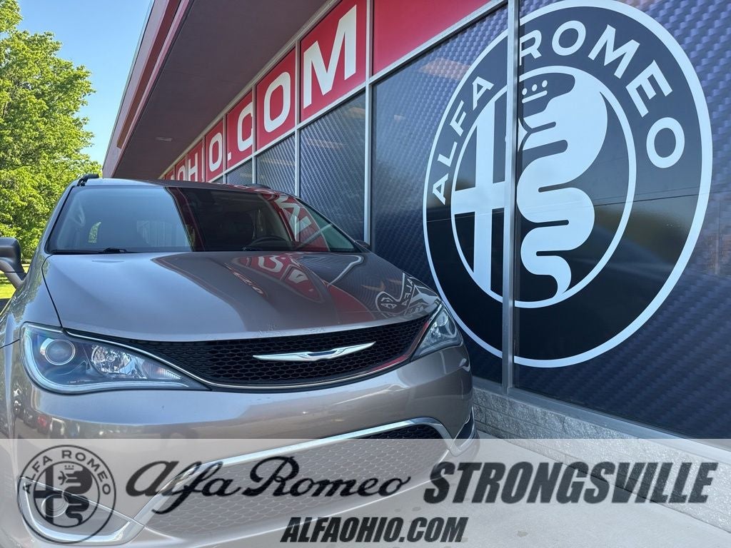 2017 Chrysler Pacifica Touring L