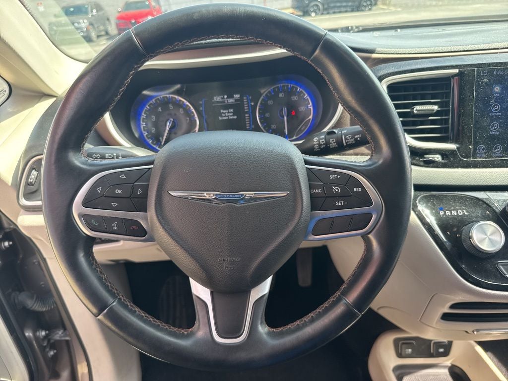 2017 Chrysler Pacifica Touring L