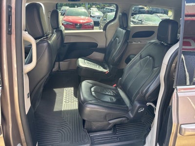 2017 Chrysler Pacifica Touring L
