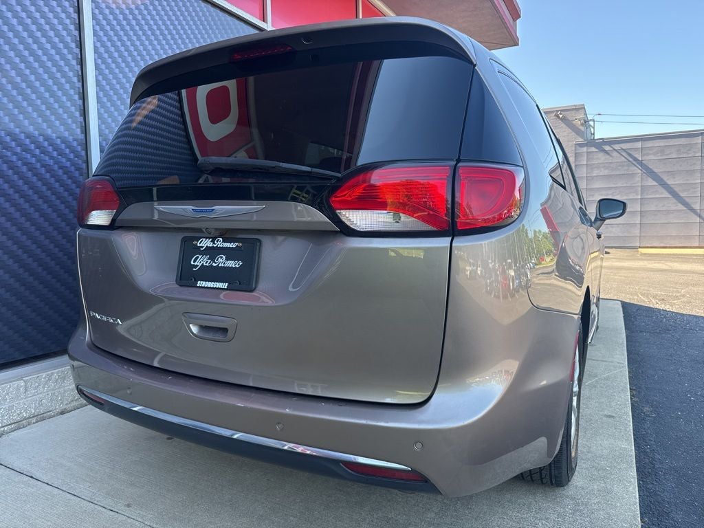 2017 Chrysler Pacifica Touring L