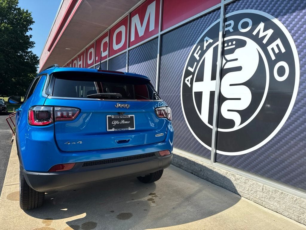 2022 Jeep Compass Latitude Lux