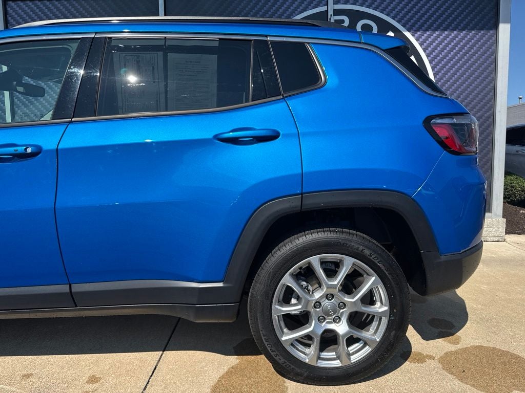 2022 Jeep Compass Latitude Lux