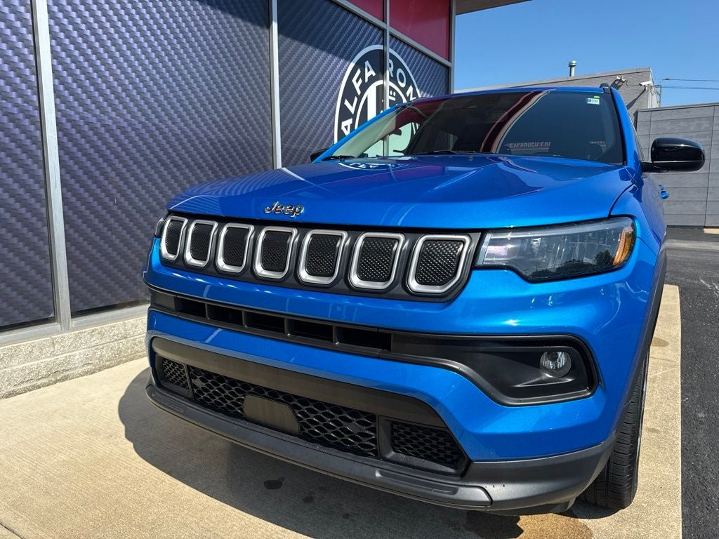 2022 Jeep Compass Latitude Lux