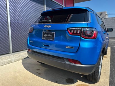 2022 Jeep Compass Latitude Lux