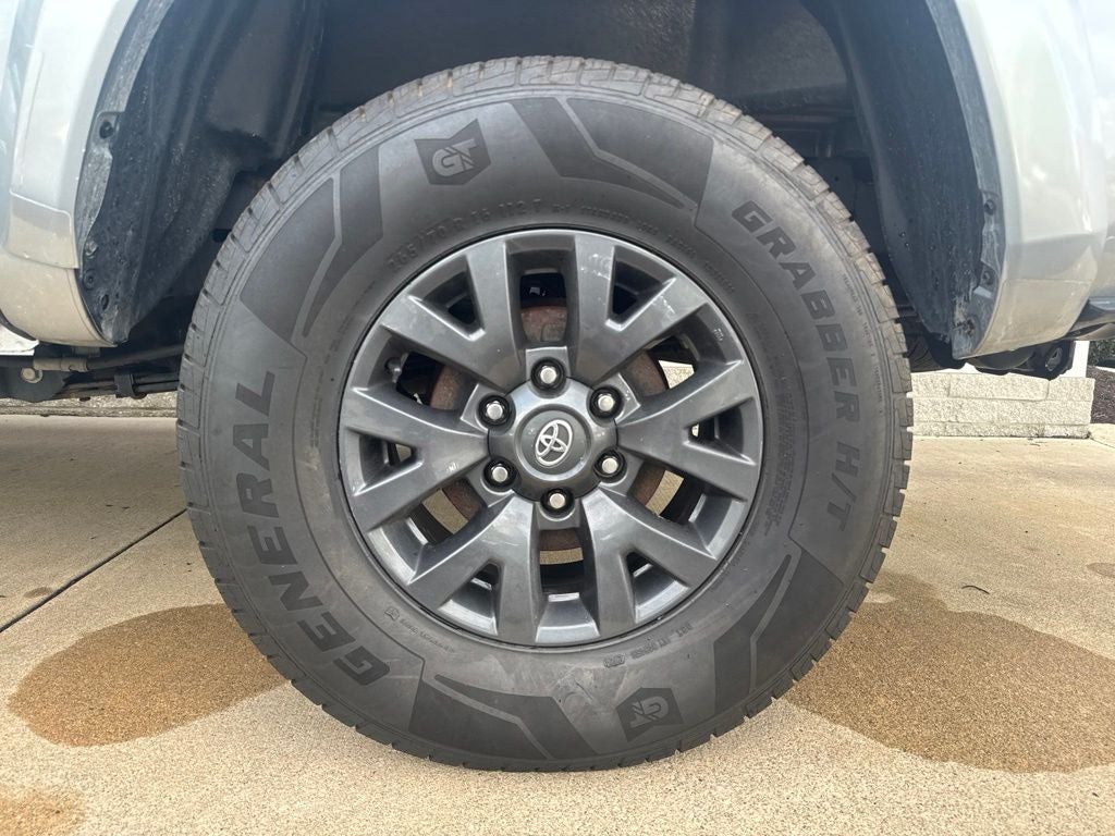 2023 Toyota Tacoma SR5 V6