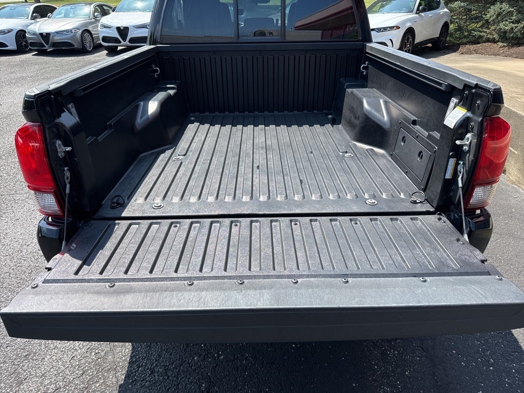 2023 Toyota Tacoma SR V6