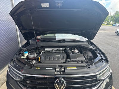 2024 Volkswagen Tiguan 2.0T SE R-Line Black
