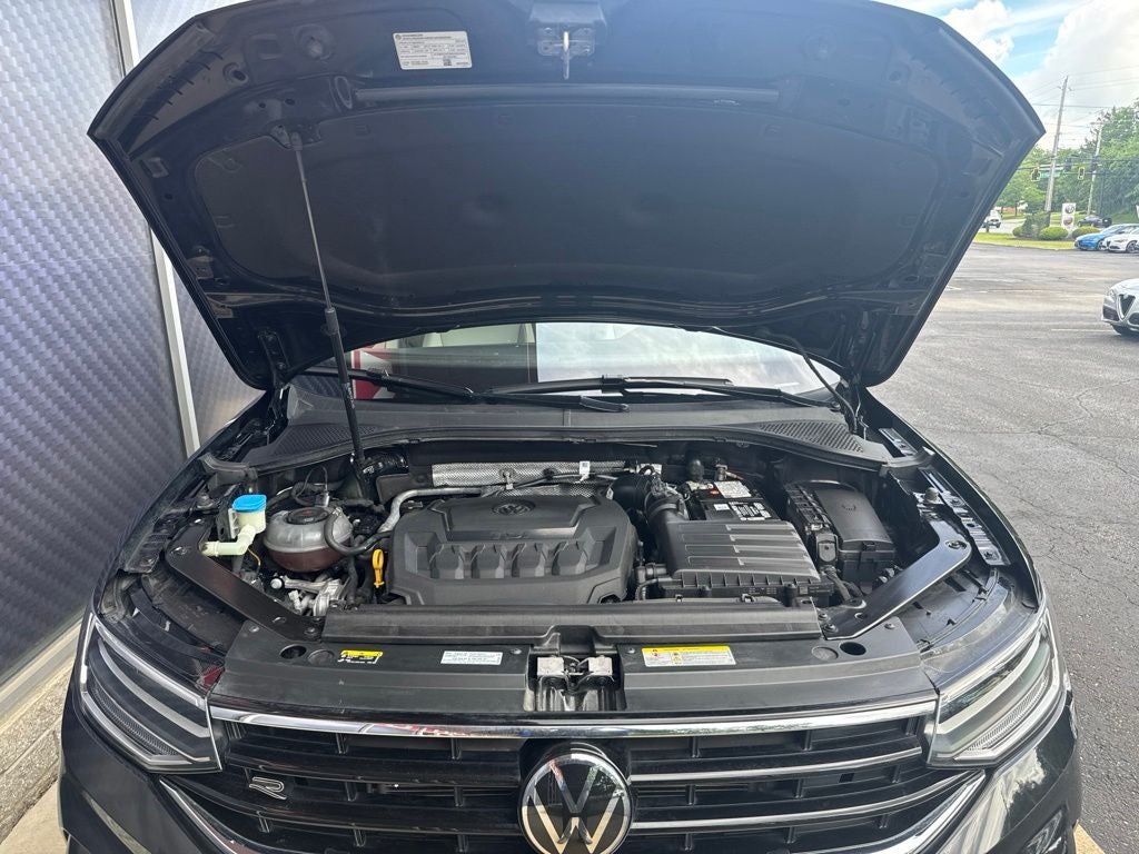 2024 Volkswagen Tiguan 2.0T SE R-Line Black