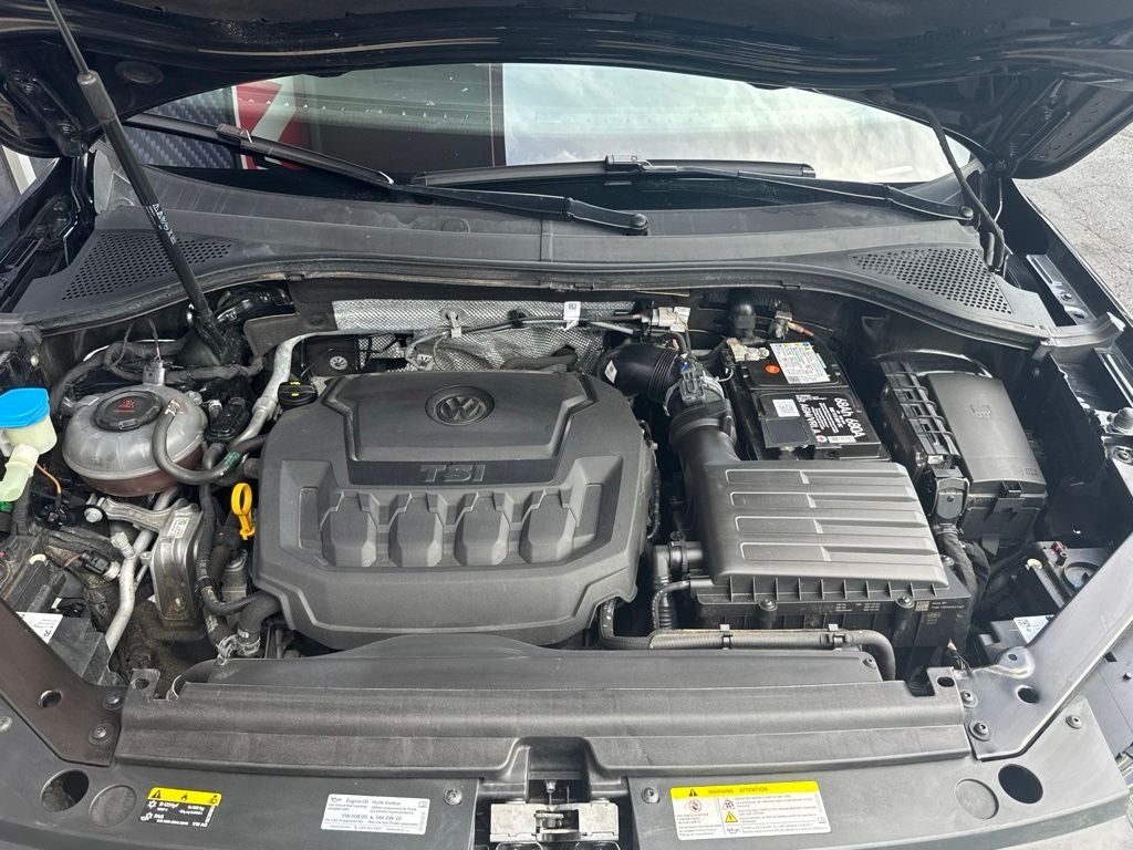2024 Volkswagen Tiguan 2.0T SE R-Line Black