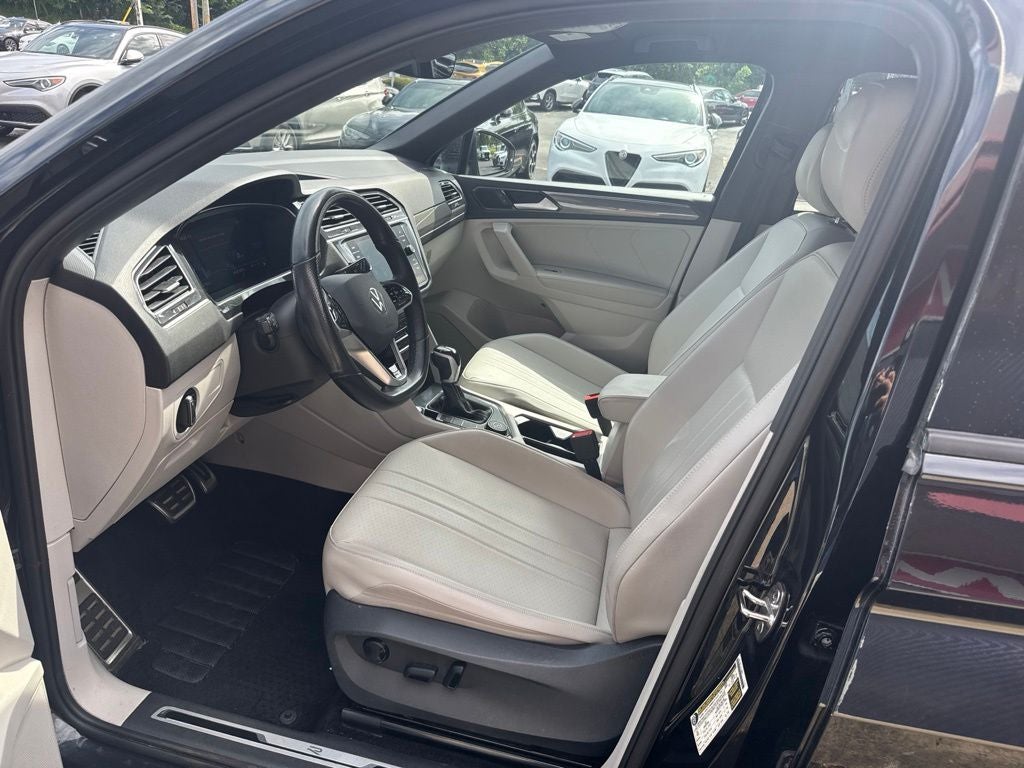 2024 Volkswagen Tiguan 2.0T SE R-Line Black