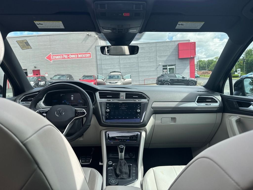 2024 Volkswagen Tiguan 2.0T SE R-Line Black