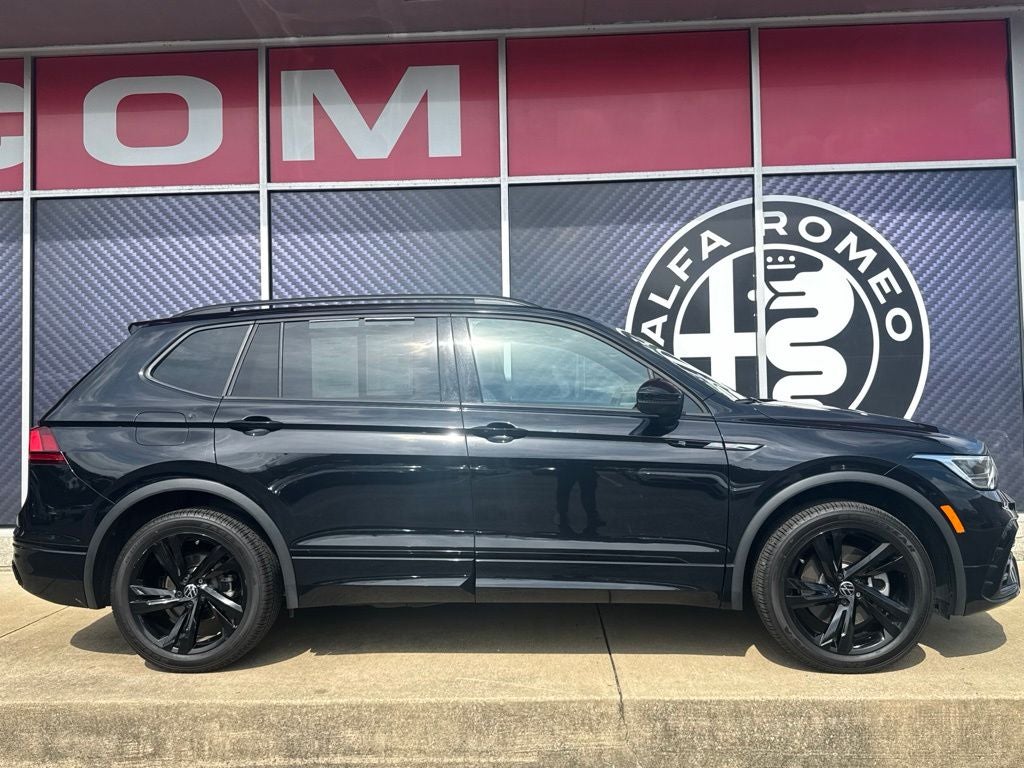 2024 Volkswagen Tiguan 2.0T SE R-Line Black