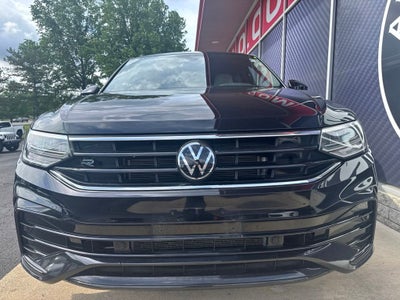 2024 Volkswagen Tiguan 2.0T SE R-Line Black