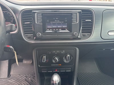 2016 Volkswagen Beetle 1.8T Denim