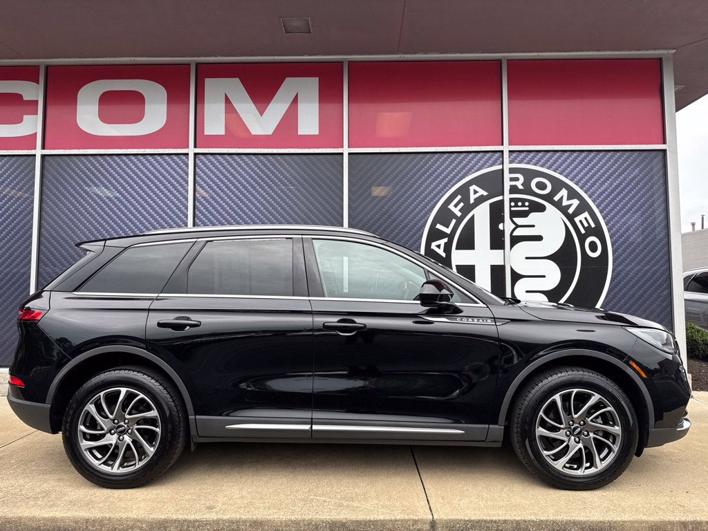 2022 Lincoln Corsair Standard