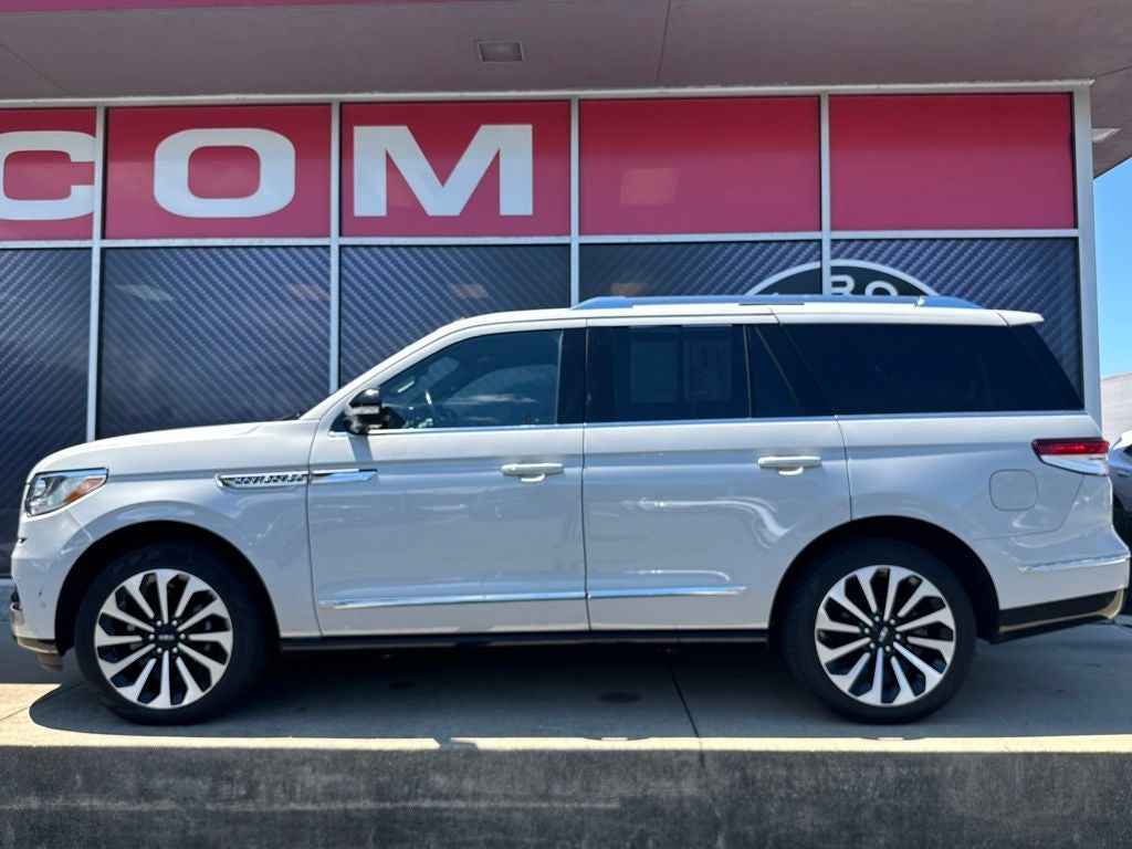 2023 Lincoln Navigator Reserve