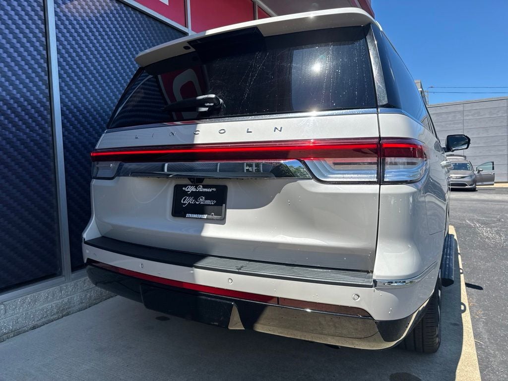 2023 Lincoln Navigator Reserve